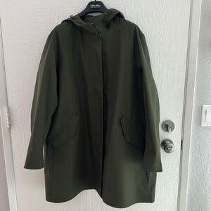 Uniqlo Rain Parka Green Size Large